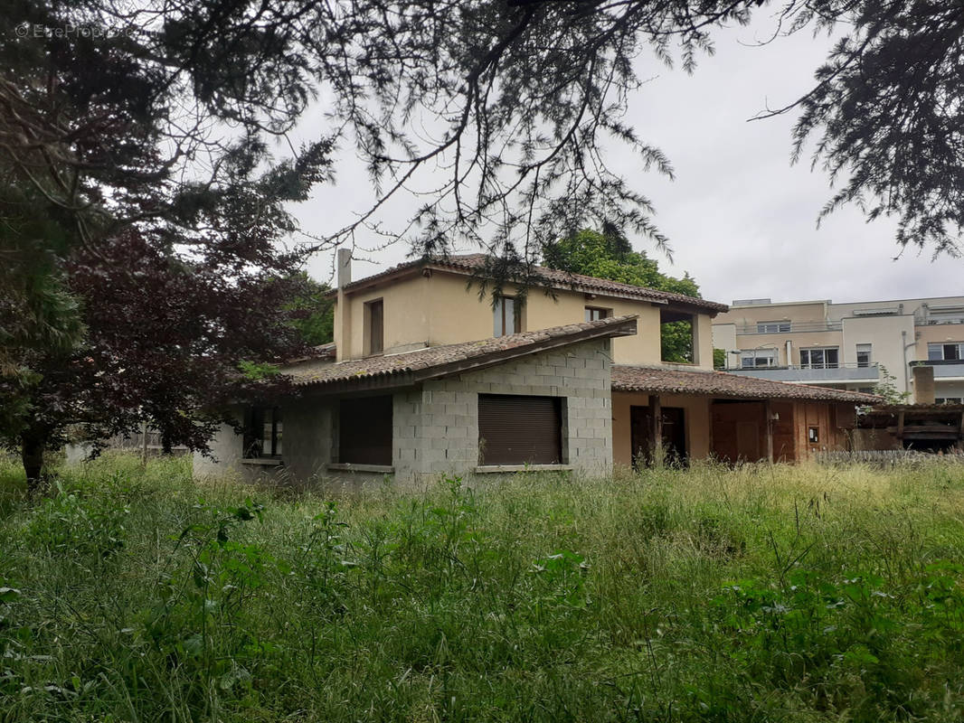 Maison à MOISSAC