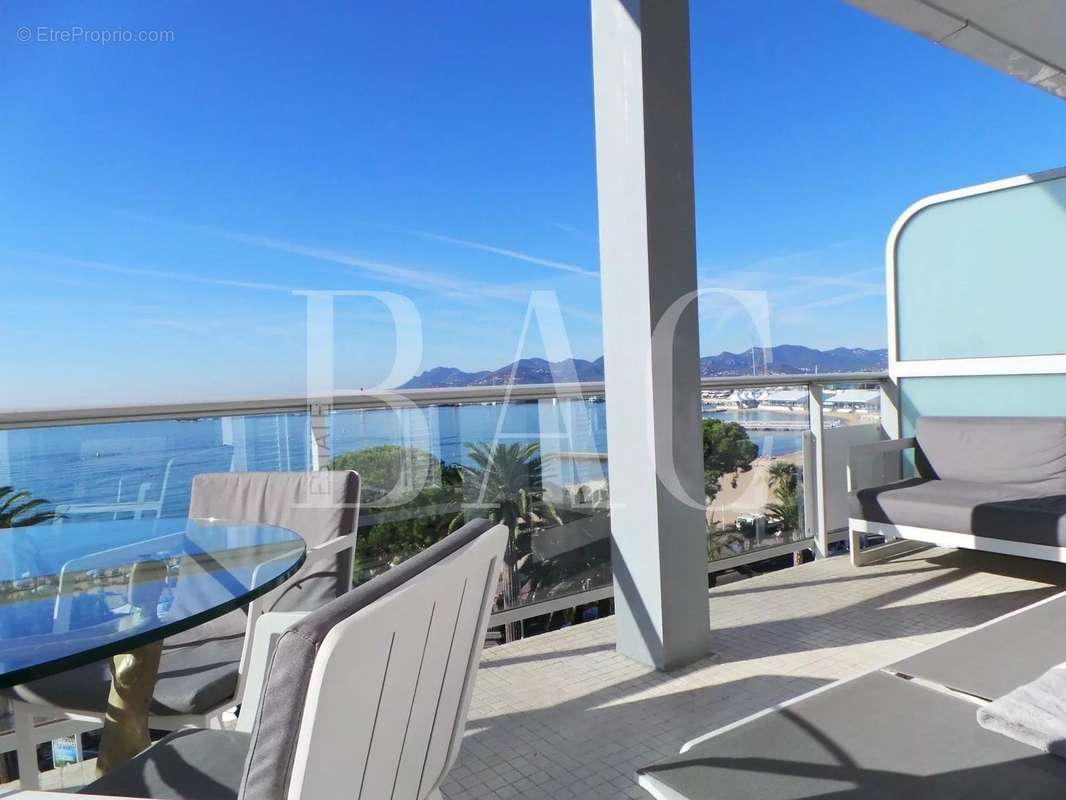 Appartement à CANNES