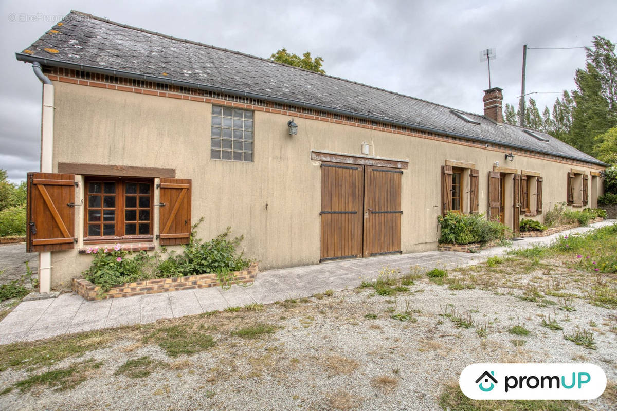 Maison à SAINTE-GAUBURGE-SAINTE-COLOMBE