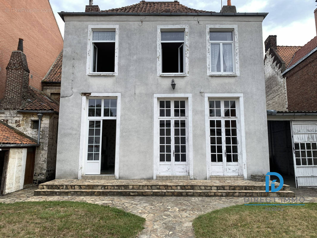 vue arrière du batiment ,maison de caractère à confonter lot B - Appartement à LILLERS