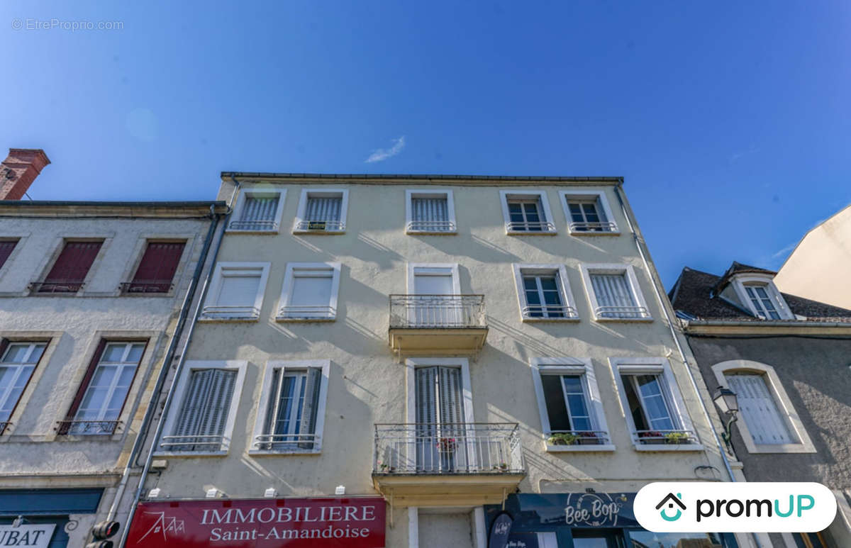 Appartement à SAINT-AMAND-MONTROND