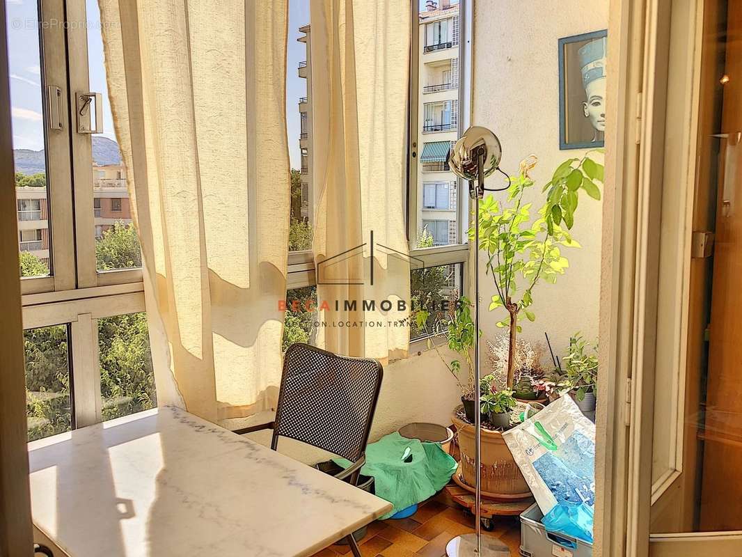 Appartement à MARSEILLE-9E