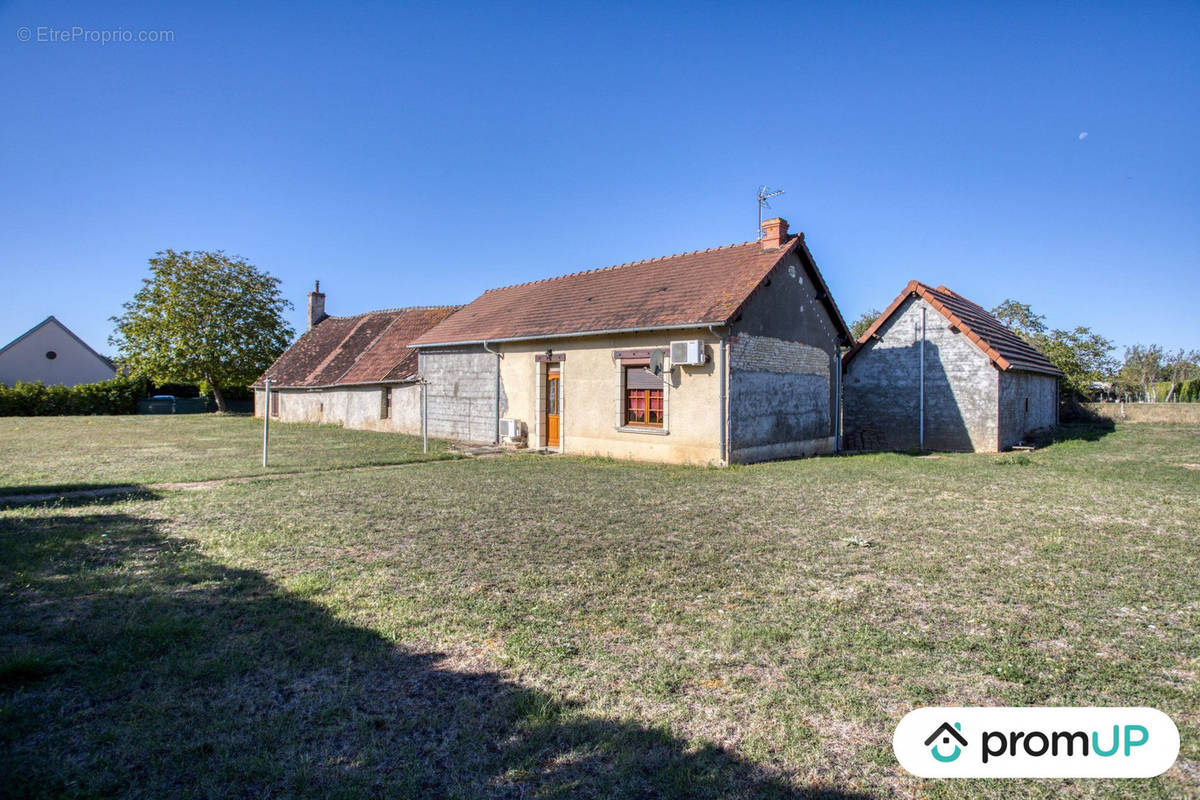 Maison à JUSSY-CHAMPAGNE