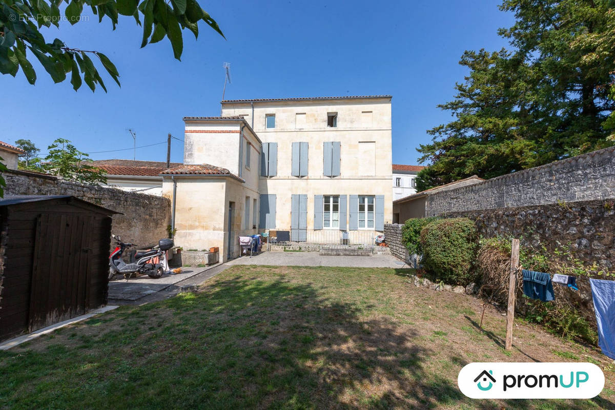 Appartement à JONZAC