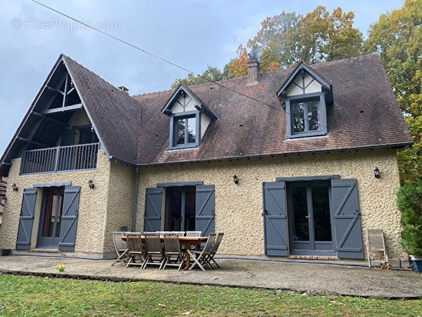 Maison à NOGENT-LE-ROI