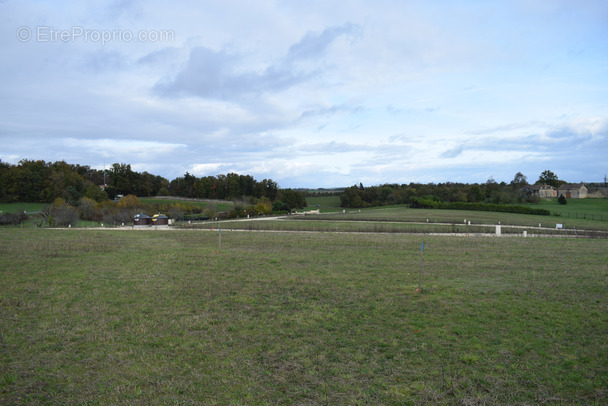 Terrain à PERIGUEUX