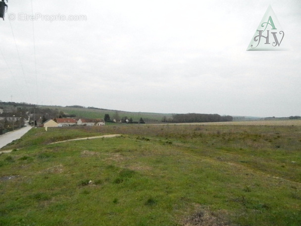 Terrain à NOGENT-SUR-SEINE