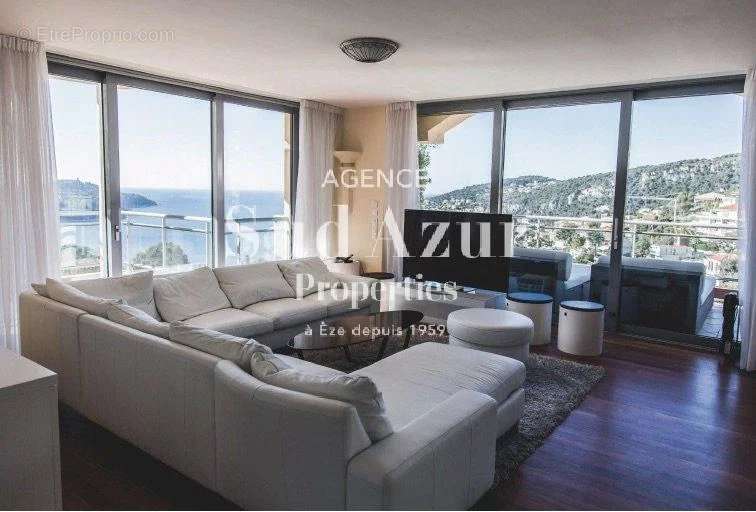 Appartement à VILLEFRANCHE-SUR-MER