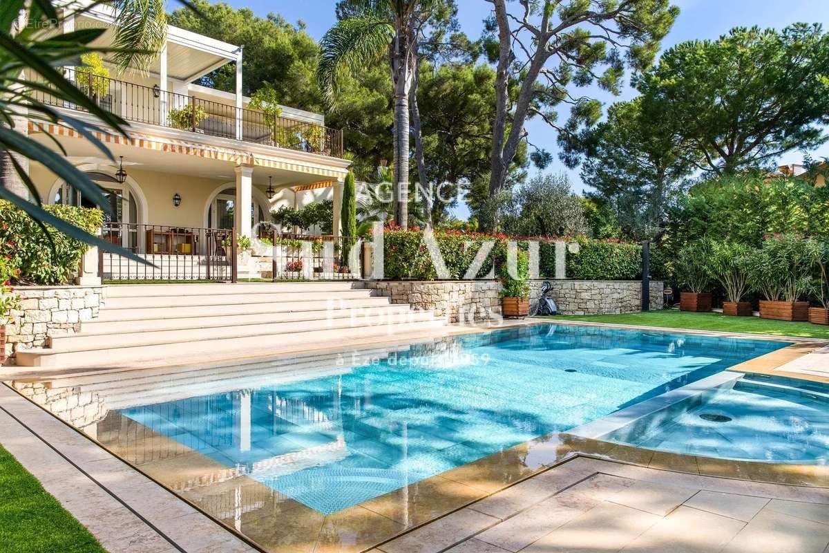 Maison à SAINT-JEAN-CAP-FERRAT