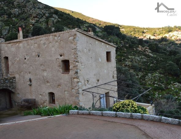 Maison à L&#039;ILE-ROUSSE