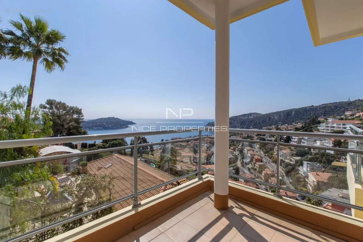 Appartement à VILLEFRANCHE-SUR-MER