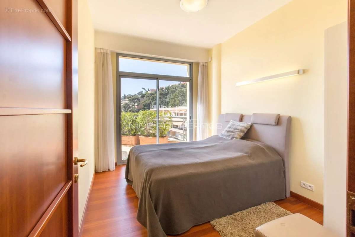 Appartement à VILLEFRANCHE-SUR-MER