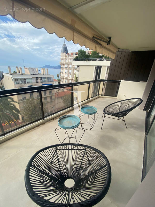 Appartement à CANNES