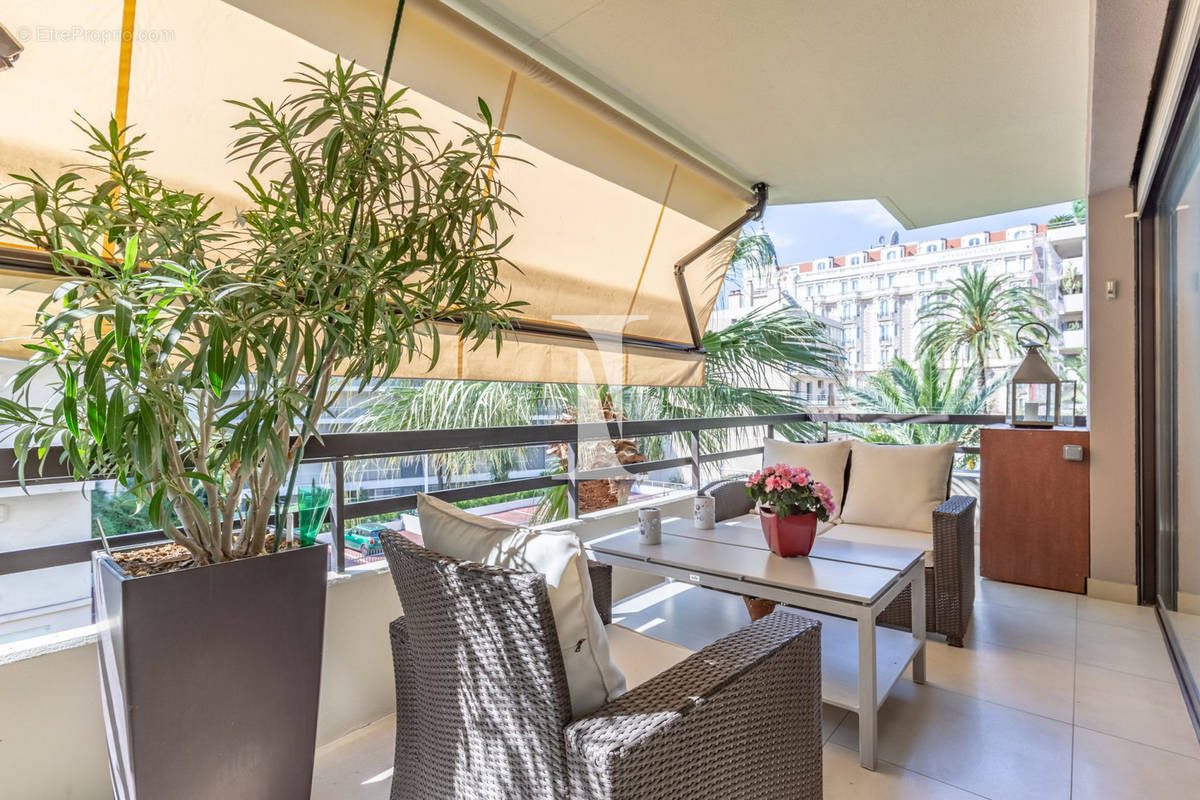 Appartement à CANNES