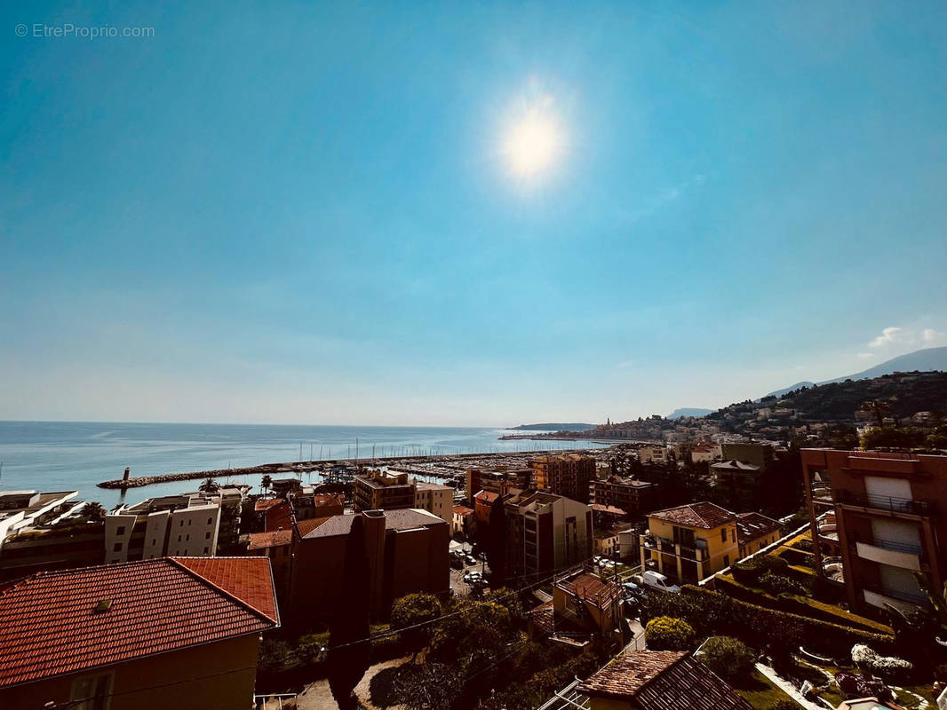 Appartement à MENTON