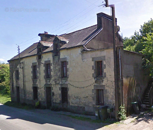 Maison à LANGUIDIC