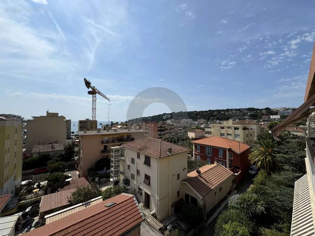 Appartement à ROQUEBRUNE-CAP-MARTIN