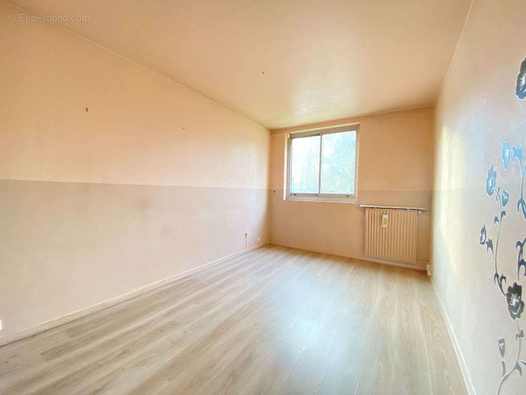 Appartement à ROSNY-SOUS-BOIS