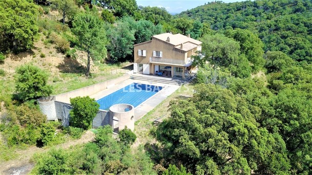 Maison à GRIMAUD