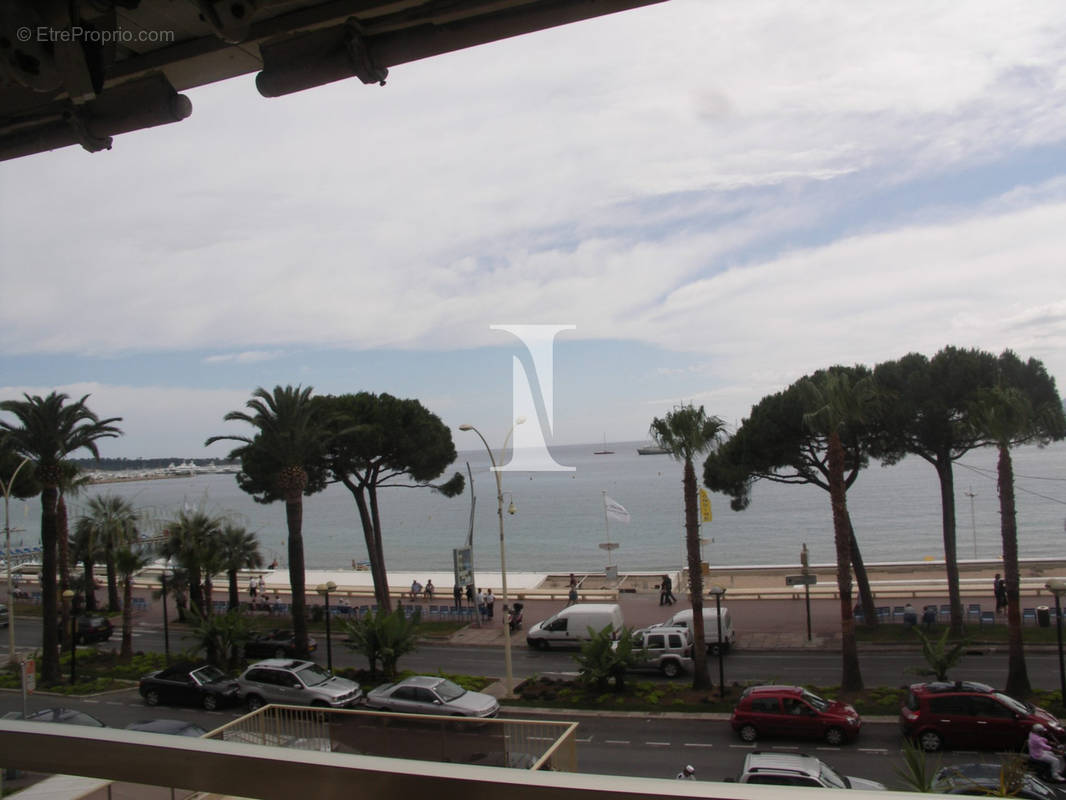 Appartement à CANNES