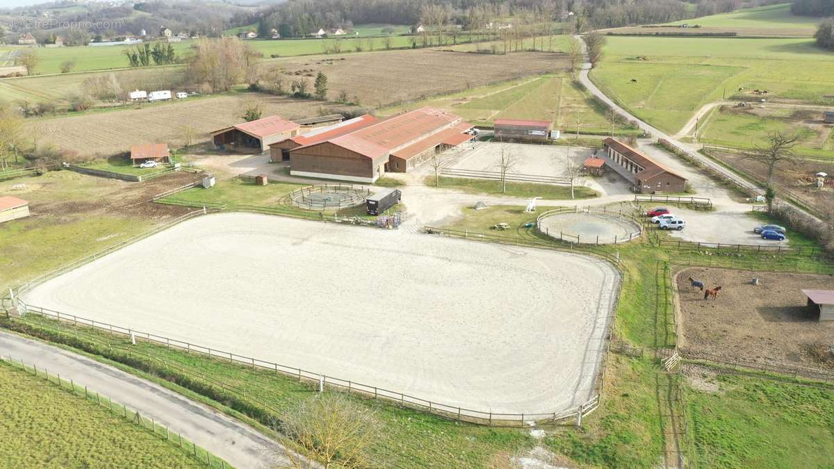 Maison à BOURGOIN-JALLIEU