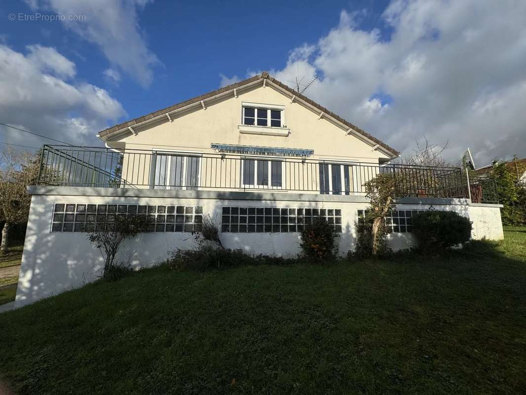 Maison à JOIGNY