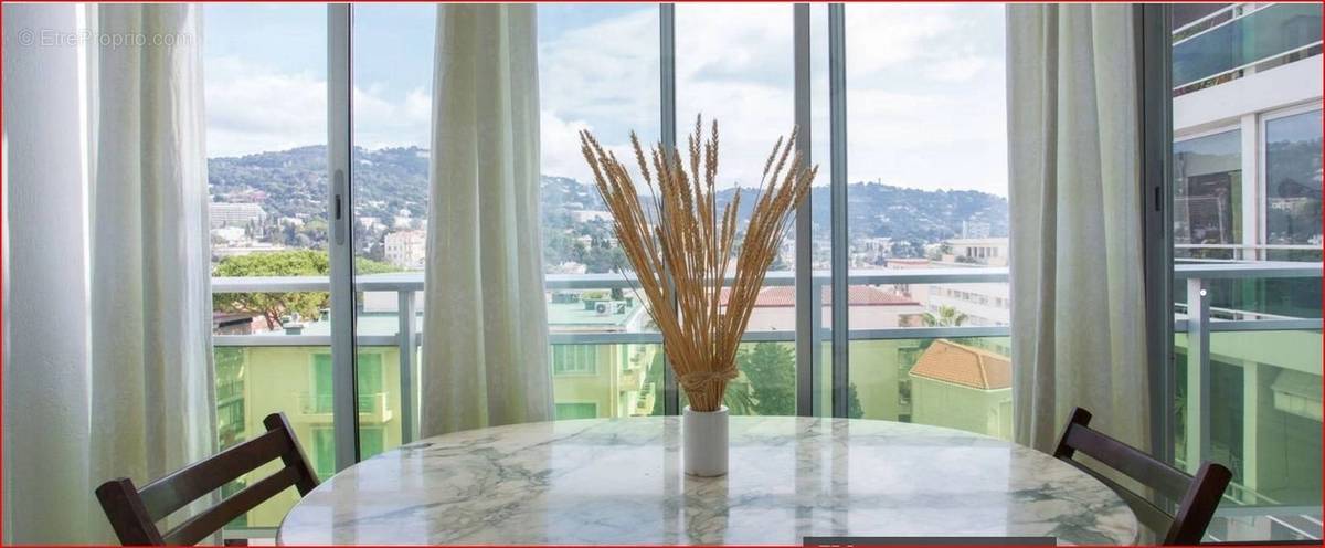 Appartement à CANNES