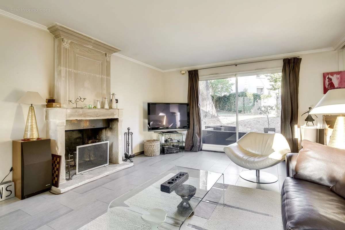 Appartement à RUEIL-MALMAISON