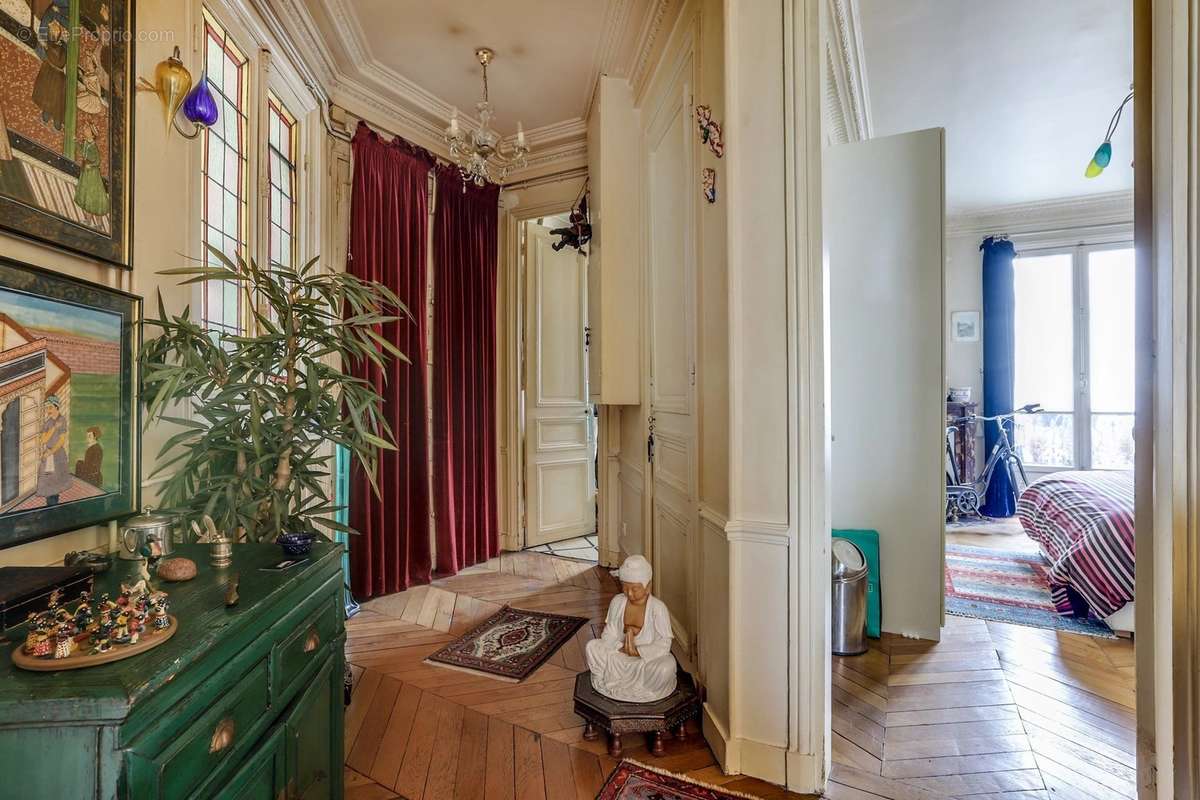 Appartement à PARIS-18E