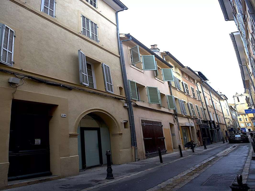 Appartement à AIX-EN-PROVENCE