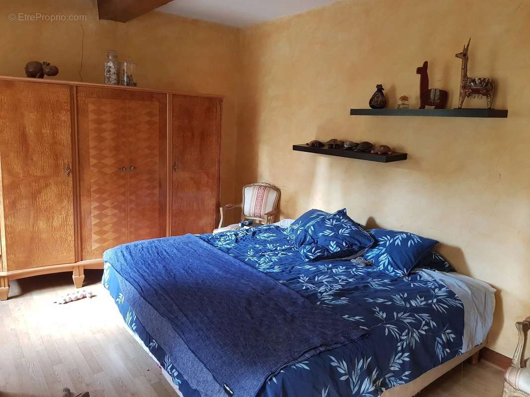 Appartement à EYZIN-PINET