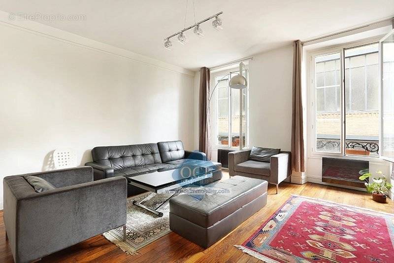 Appartement à PARIS-11E