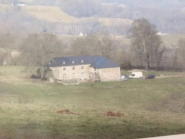 Maison à OGEU-LES-BAINS