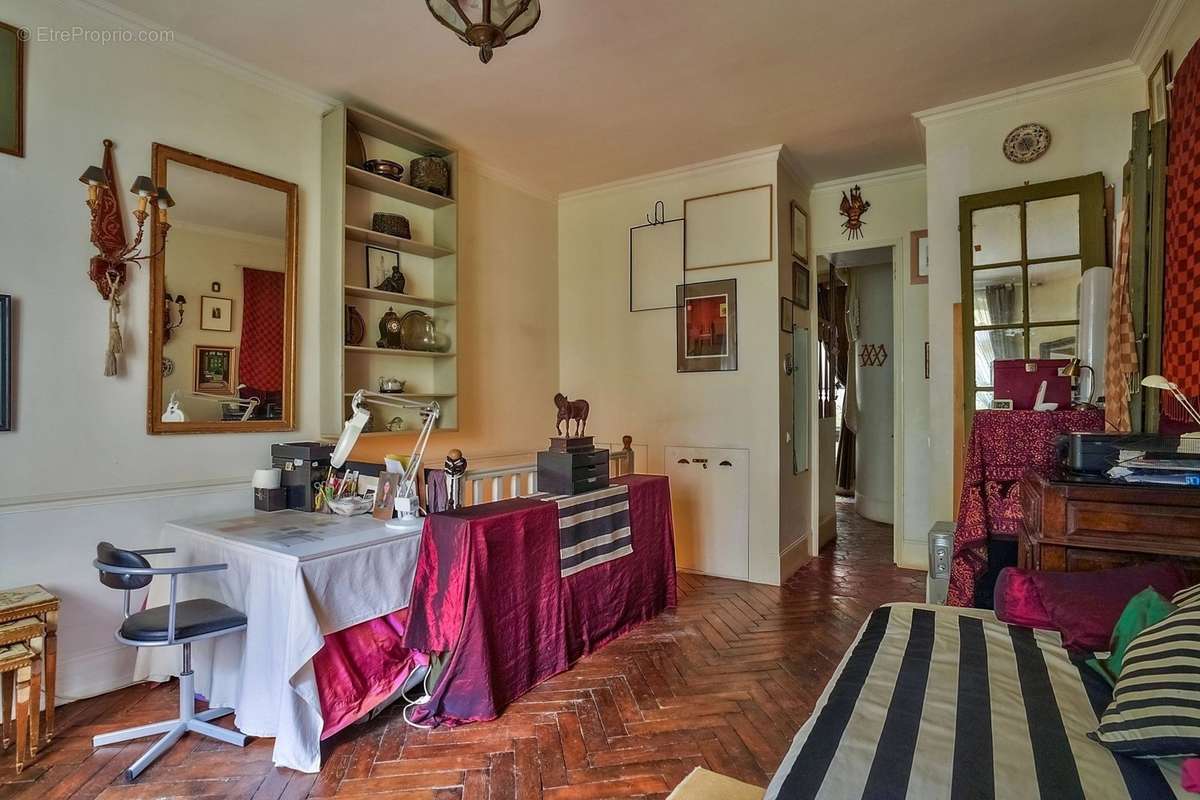 Appartement à PARIS-6E