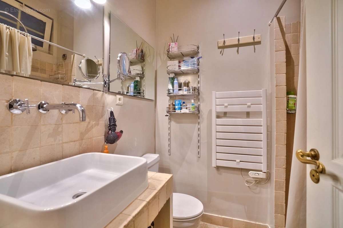 Appartement à PARIS-6E