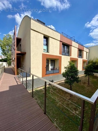 Appartement à MAISONS-ALFORT