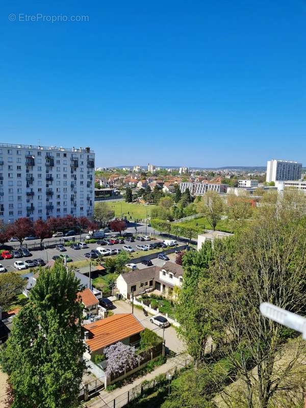 Appartement à EPINAY-SUR-SEINE