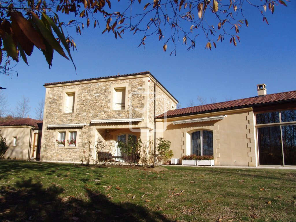 Maison à SARLAT-LA-CANEDA