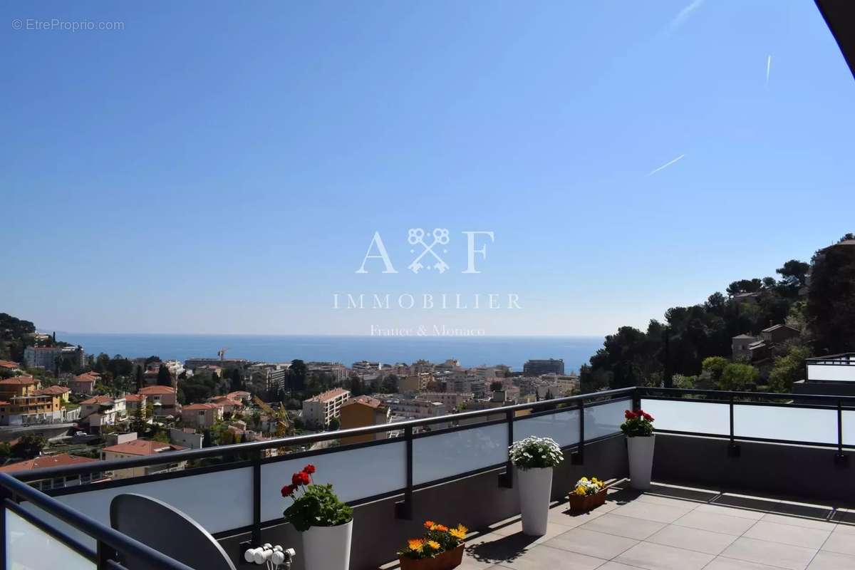 Appartement à ROQUEBRUNE-CAP-MARTIN