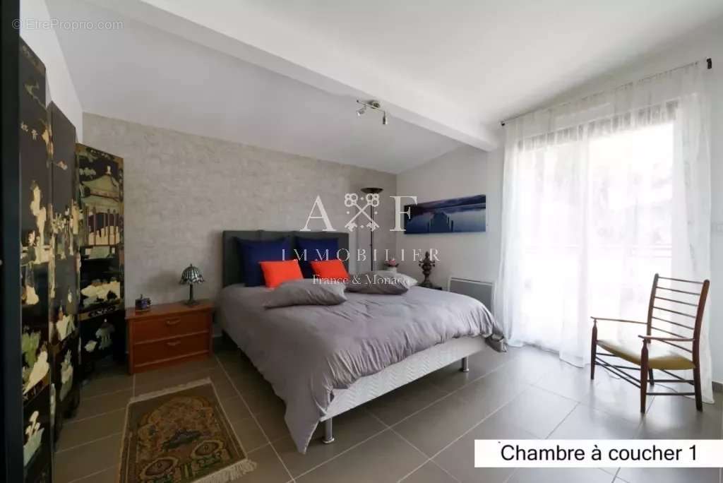 Appartement à ROQUEBRUNE-CAP-MARTIN