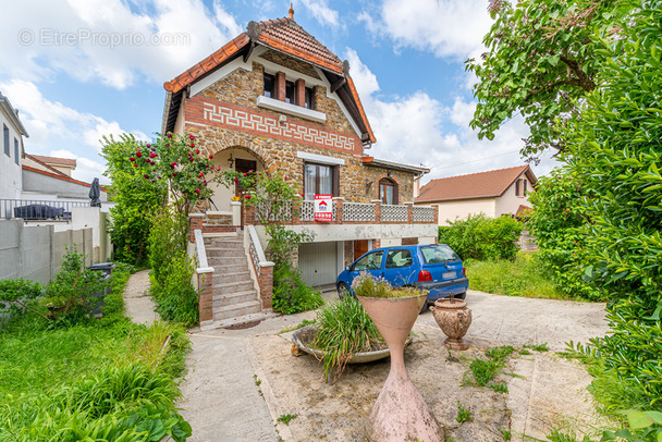 Maison à VILLIERS-SUR-MARNE