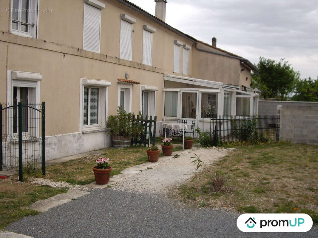 Maison à CHATEAUBERNARD