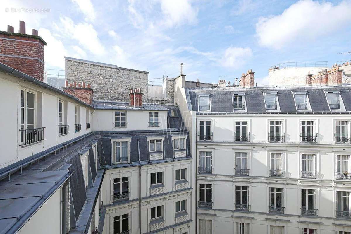 Appartement à PARIS-17E