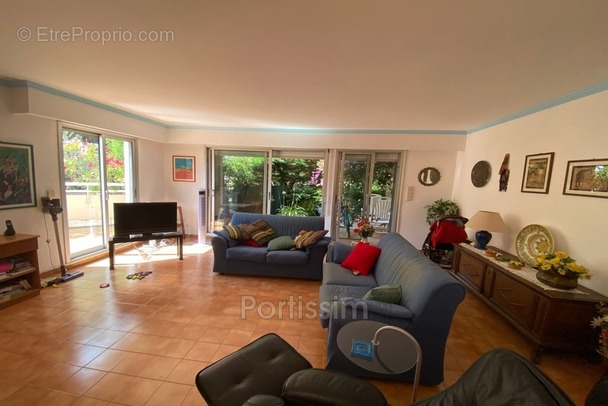 Appartement à CAGNES-SUR-MER