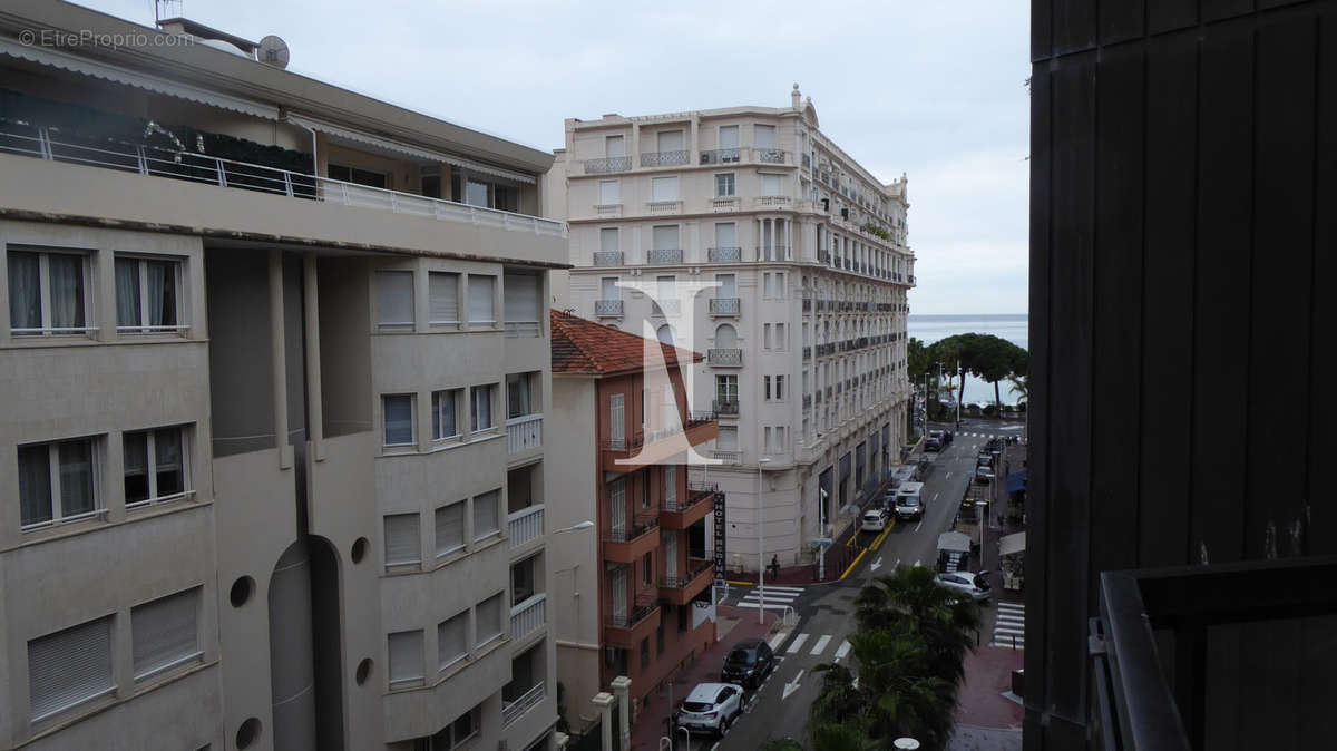 Appartement à CANNES