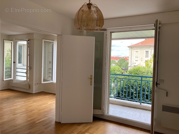 Appartement à RUEIL-MALMAISON