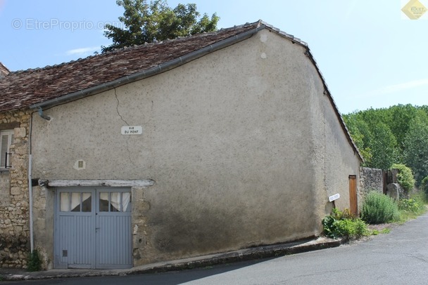 Maison à ANGLES-SUR-L&#039;ANGLIN