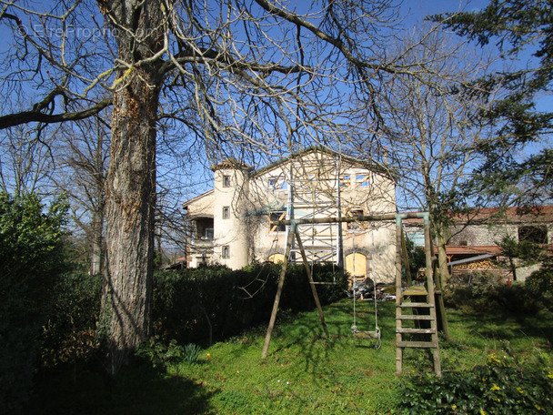 Maison à SAINT-GEORGES-D&#039;AURAC