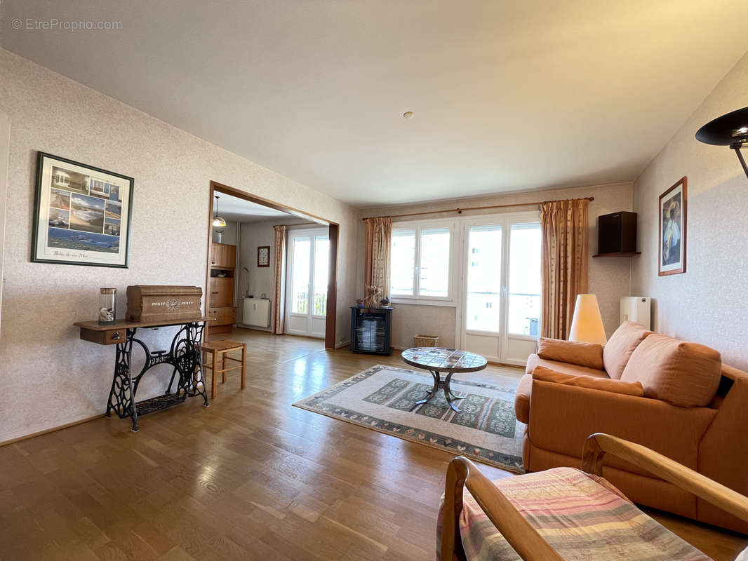 Appartement à HEROUVILLE-SAINT-CLAIR