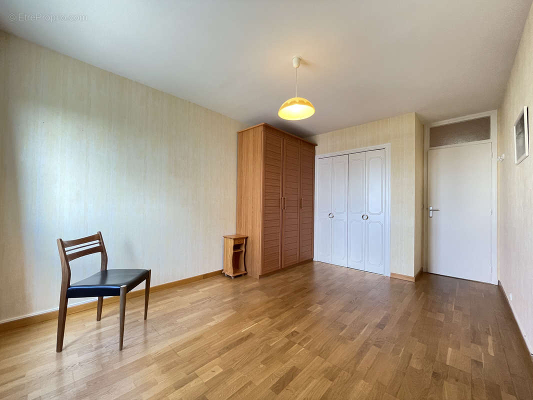 Appartement à HEROUVILLE-SAINT-CLAIR